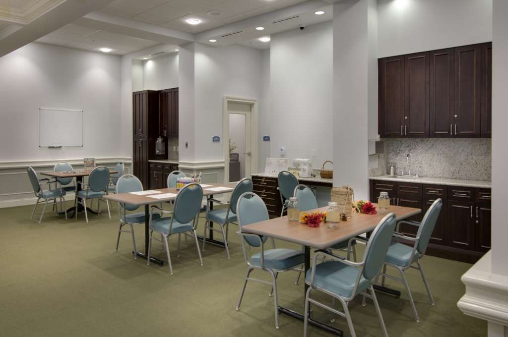 Grand Oaks Palm City Activity Room