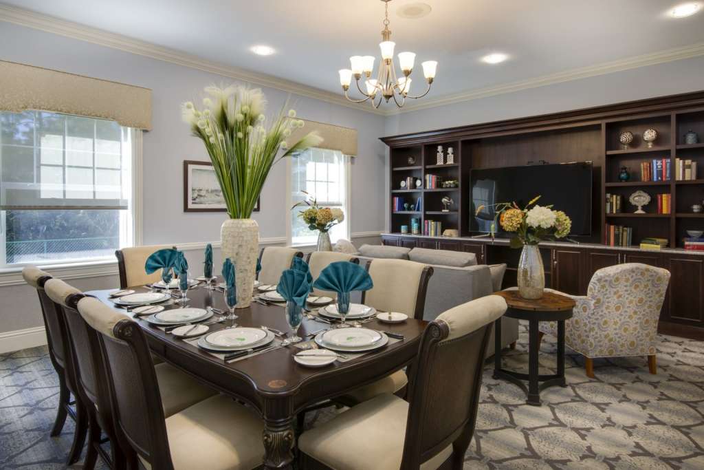 Grand Oaks Palm City Family Dining Room