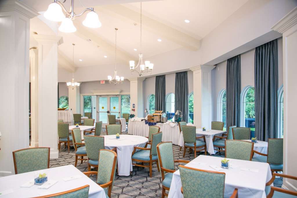 Grand Oaks Palm City Dining Room