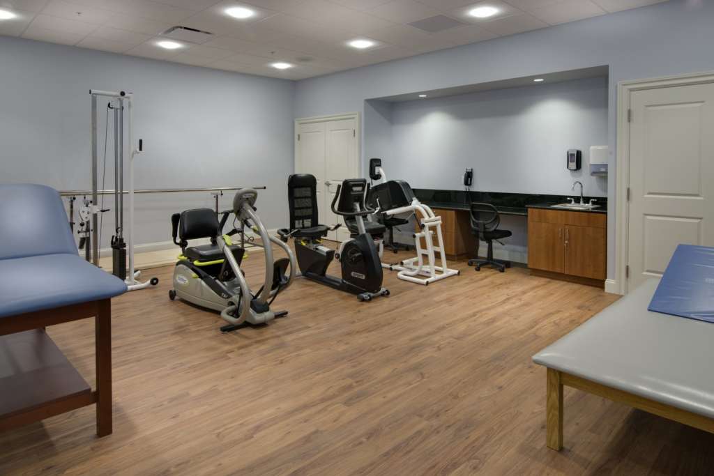 Grand Oaks Palm City Physical Therapy Room