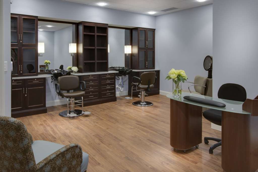 Grand Oaks Palm City Salon